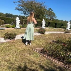 Meet your Posher, Jasmine